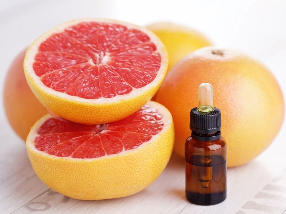 Grapefruit oil helps to rejuvenate, whiten and disinfect facial skin